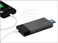 Беспроводной гибрид кардридера и резервной батареи от Kingston