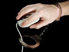 Участник хакерской группировки признал вину во взломе сетей Microsoft, Epic Games и Valve