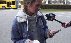 «Ну ничего такой, похож на iPhone»: у прохожих спросили мнение о Samsung Galaxy S8