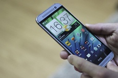 Взрыв смартфона HTC оказался фейком