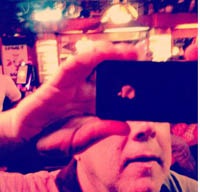 Популярный слепой пользователь Instagram (Фото)