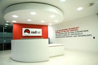 Выручка Red Hat растет 52 квартала подряд