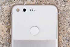 «Снято на Pixel»: Google решила не ограничиваться копированием дизайна iPhone