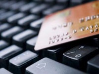 С пластиковых карт воруют деньги "по воздуху"