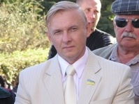 Из ТВ в интернет перешел скандал с видеороликом про баян