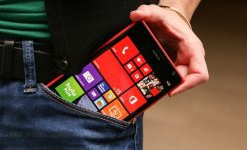 Nokia Lumia 1520 оказался быстрее Samsung GALAXY S5