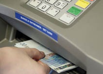 Подростки взломали банкомат, воспользовавшись найденной в сети инструкцией