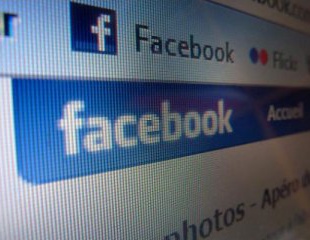 Мужчину, выдававшего себя за главу ВВС Нигерии в Facebook, предали суду