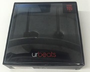 Apple подарила сотрудникам на Рождество наушники Beats