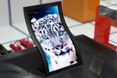 iPhone 7s станет первым смартфоном Apple с OLED-экраном