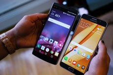 Рынку AMOLED-дисплеев для смартфонов предсказали ускоренный рост