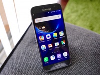 Специалисты Samsung объяснили, как работает постоянно активный дисплей в Galaxy S7