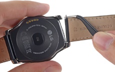 «Умные» часы LG Watch Urbane попали под «скальпель» iFixit