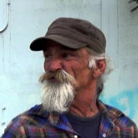 Усатый бомж взорвал интернет