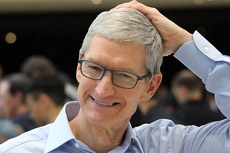 Тим Кук сравнил стоимость iPhone X с чашкой кофе