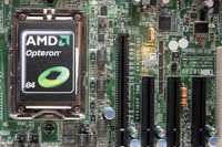 AMD не намерена дробить бизнес