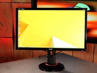 Acer представляет «первый монитор без рамок»