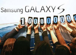 Samsung продала 100 млн смартфонов Galaxy