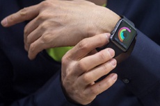 Apple ищет специалистов в области медицинских датчиков для работы над новыми Apple Watch