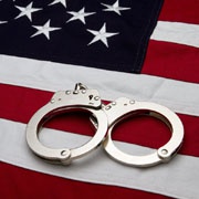 Нидерланды экстрадировали в США подозреваемого в киберпреступлениях россиянина