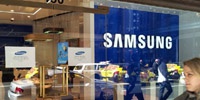 Листать страницы в Samsung Galaxy S IV можно с помощью взгляда