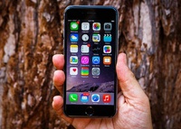 Apple по-прежнему не справляется со спросом на iPhone 6