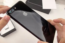 iPhone 7 в цвете «черный оникс» оказался в дефиците по всему миру из-за производственных проблем