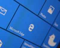 Доля Internet Explorer на рынке браузеров за год упала вдвое