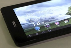 Спад в планшетном бизнесе обернулся для ASUS поквартальным снижением прибыли