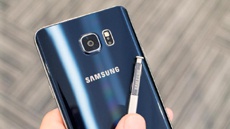 Как Galaxy Note 5 переживает падение с высоты в 900 футов