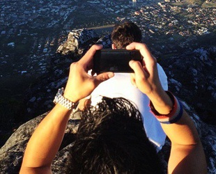 Пользователи Instagram смогут отмечать друзей, знаменитостей и бренды на фото