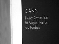 Европа хочет забрать у США интернет себе!