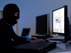 У розпал Євромайданів українські інтернет-ЗМІ масово атакують хакери