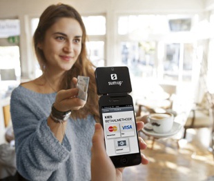 Смартфоны превратят в терминалы по приему банковских карт