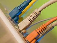 Оптика заменит провода.