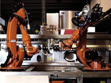 Робот-бармен напоил участников конференции Google I/O