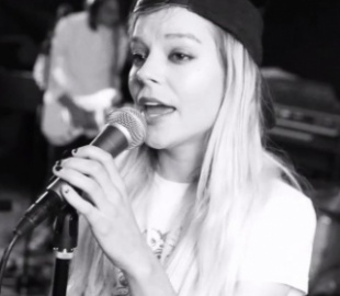 Рингтон iPhone превратили в музыкальную композицию