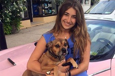 Девушка подверглась нападкам из-за имени в шаблонах Google