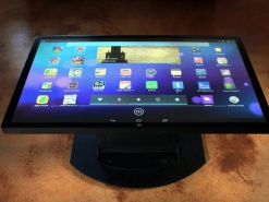 Сенсорный Android-стол Ideum Platform 46 распознаёт до 60 прикосновений