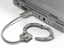 ИнАУ: провайдеры не будут «сливать» информацию о своих пользователях