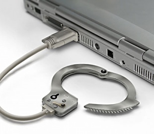 ИнАУ: провайдеры не будут «сливать» информацию о своих пользователях