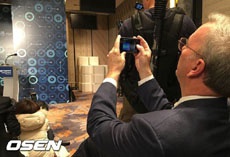 Председатель Google Эрик Шмидт признался, что пользуется iPhone, но предпочитает Galaxy S7