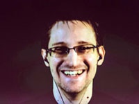 Сноуден за 2 дня в Twitter получил 47 гигабайт писем, забыв отключить уведомления