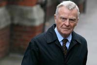 Бывший президент FIA потребовал от Google удалить его порноснимки