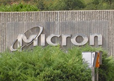 Прибыль Micron упала почти втрое