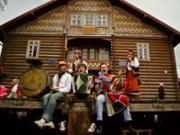 В звёзды через Интернет