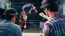 Microsoft сокращает 60 инженеров проекта HoloLens