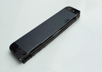 Немец после развода распилил пополам iPhone и MacBook