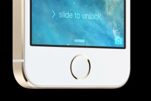 Доля iPhone 5s на рынке смартфонов производства Apple составила 10%