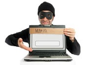 Кибермошенник надул пол-Украины, торгуя в интернете несуществующей техникой